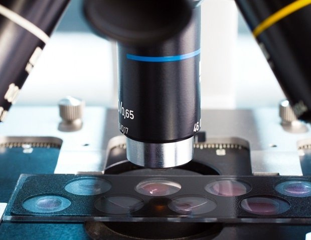 Coffee Staining Provides an Eco-Friendly Alternative for Electron Microscopy