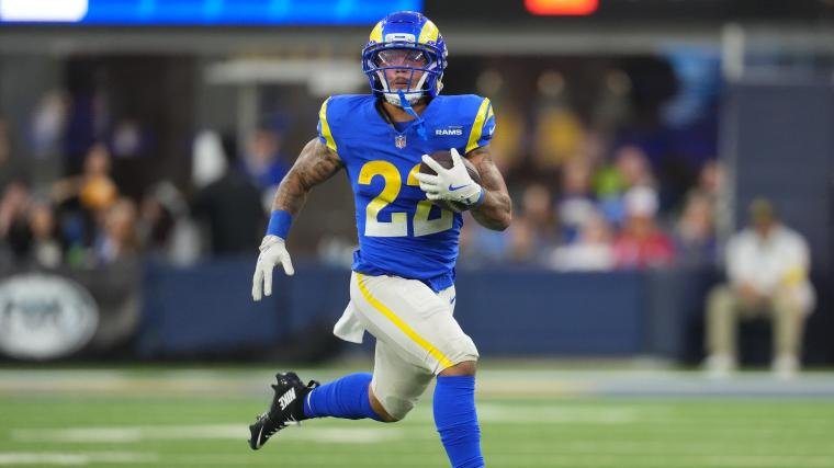 Is Blake Corum Playing Tonight? Analyzing Rams RB’s Slow Start Against the Bears