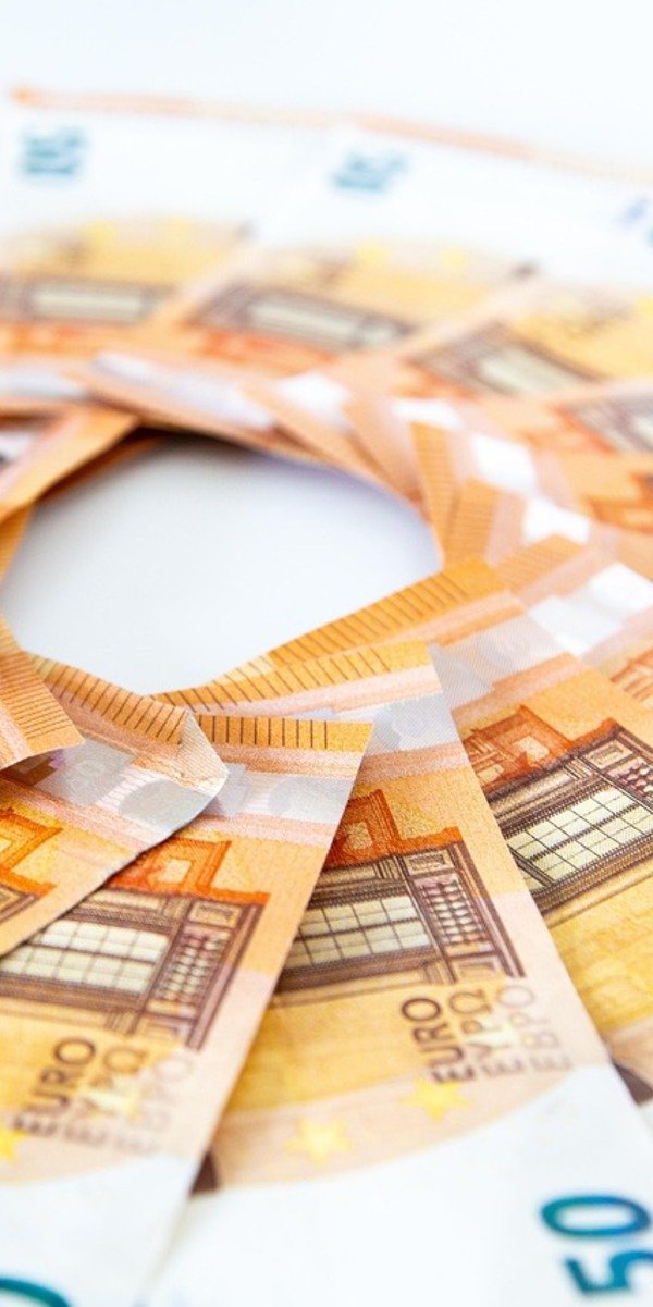 Business Model, Market Positioning, and Essential Investor Insights