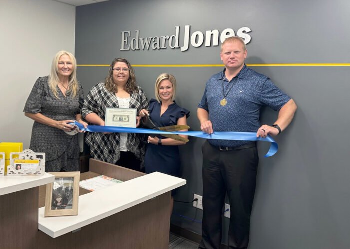 Chamber Welcomes Edward Jones Financial Advisor Thiry | News, Sports, and Jobs