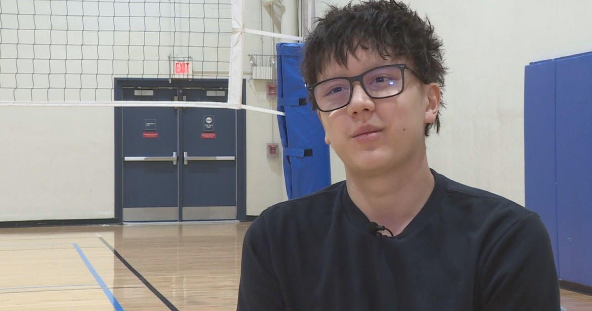 Fremd High School Junior Finn Chapin Returns to the Sport He Loves After Rare Cancer Diagnosis