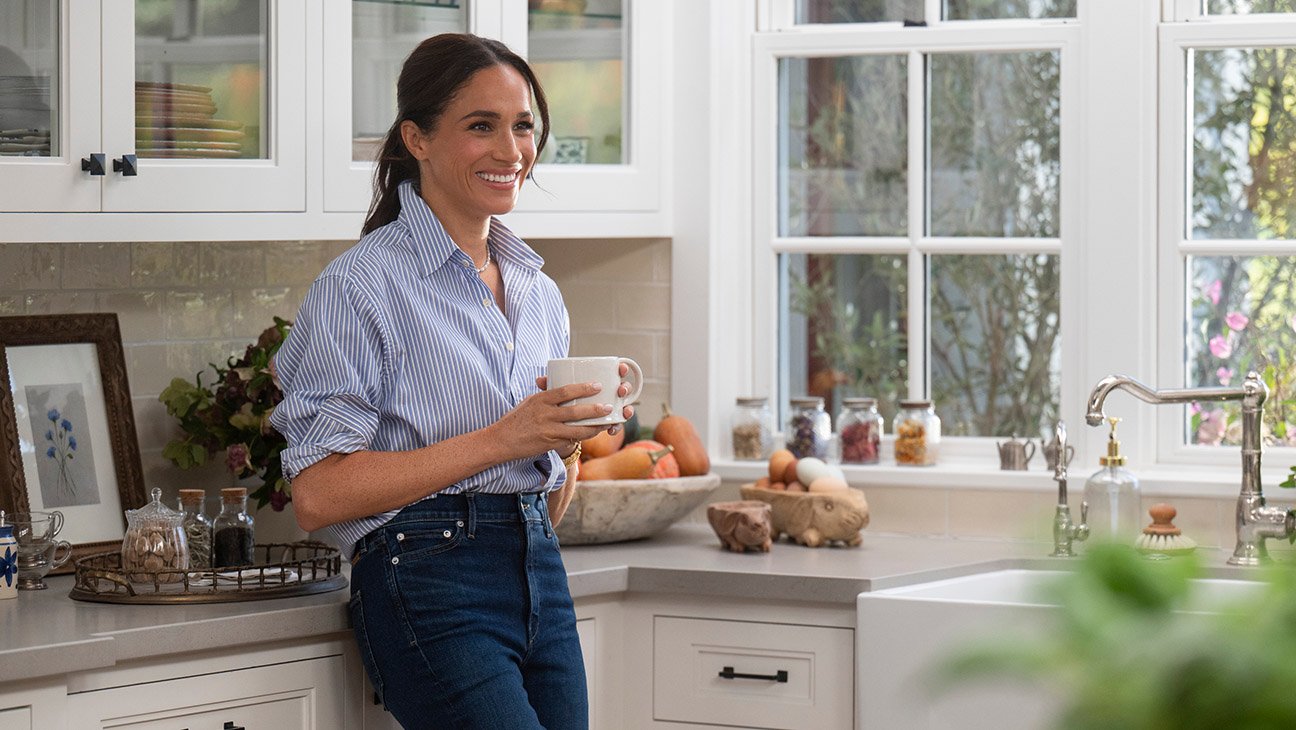 Netflix Withdraws from Meghan Markle’s  Candle Venture