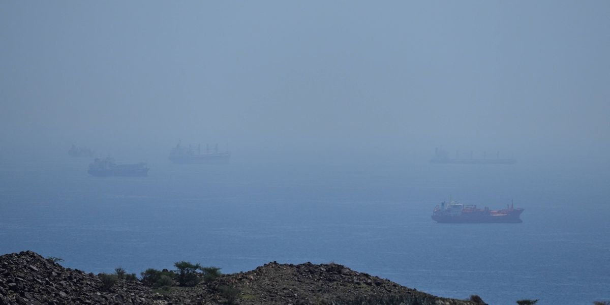 Oil Prices Climb Again Following US-Iran Standoff in the Strait of Hormuz That Strands Tankers