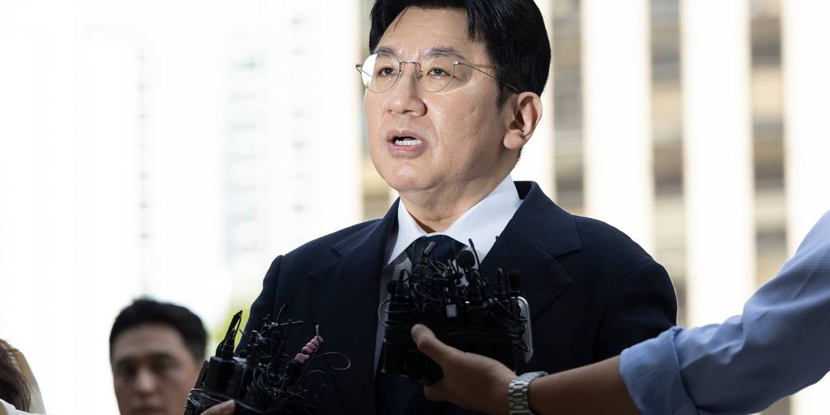 South Korean Prosecutors Reject Police Request for Arrest Warrant for BTS’s K-Pop Mogul