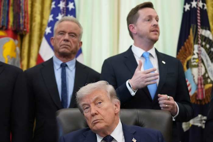 Trump defends his mathematically flawed calculations on drug pricing