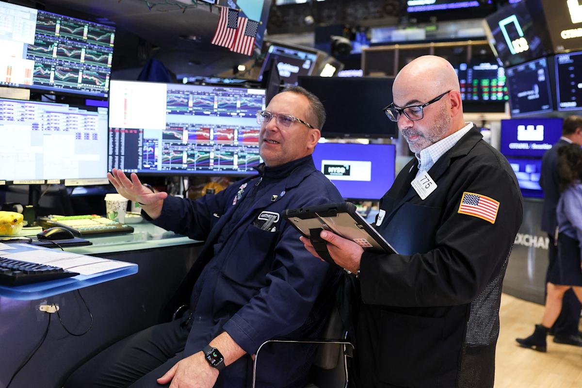 Stock Market Update: Dow, S&P 500, and Nasdaq Futures Rise as Wall Street Awaits US-Iran News