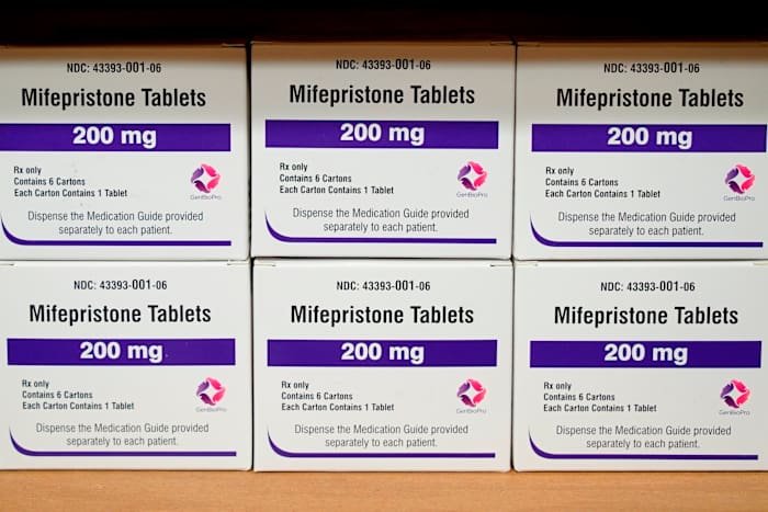 Abortion Pill Decisions Reignite Debate Ahead of Midterm Elections