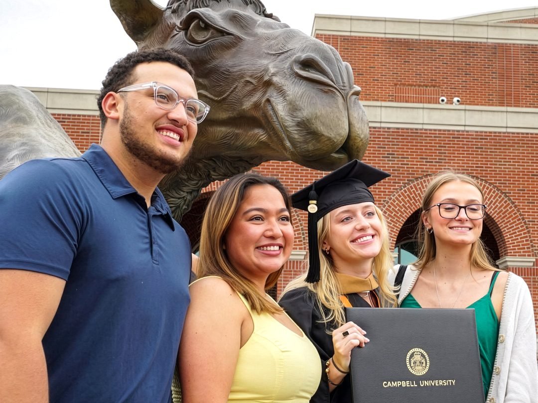 Engineering, Business, and Education Graduates Set Their Sights on Promising Futures – News