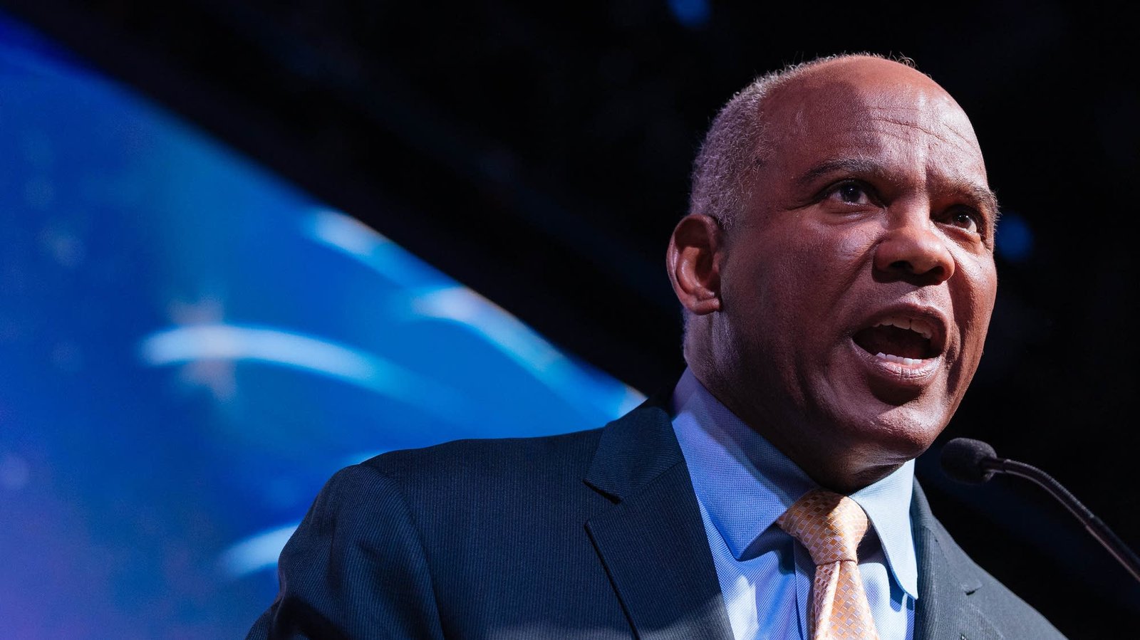 Kendall Qualls Secures GOP Endorsement for Minnesota Governor Amidst Tough Primary Challenge