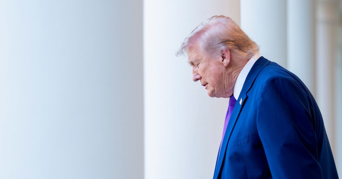 Republicans Navigate Trump’s Role on the Campaign Trail for the Midterms