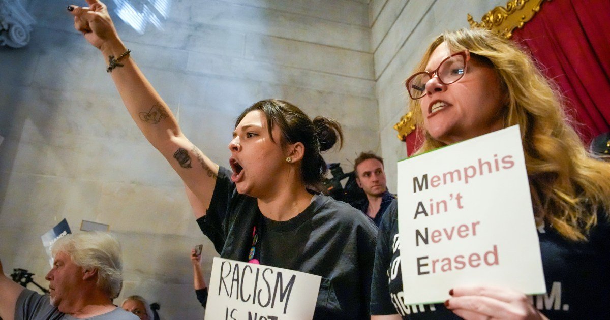 Tennessee Republicans Approve Map That Divides the State’s Only Majority-Black District
