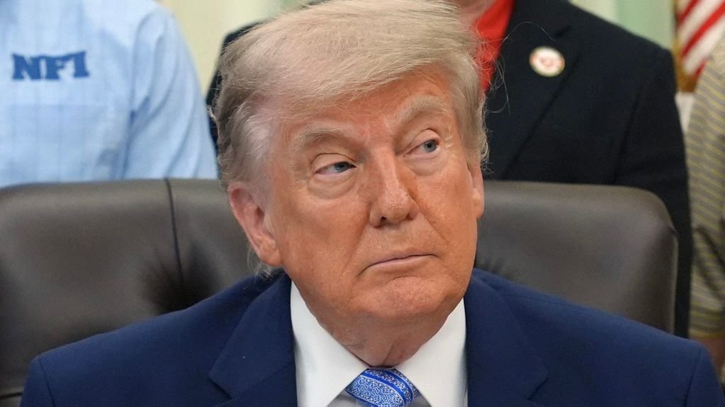 Trump Announces Deployment of 5,000 Additional Troops to Poland
